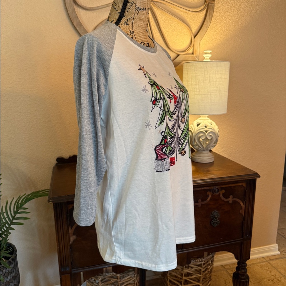 Festive Christmas Tree Raglan Shirt - Picture 8 of 12